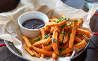 Fries and dipping sauce